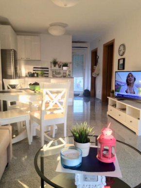 2 bedroom beatiful apartment Inara G
